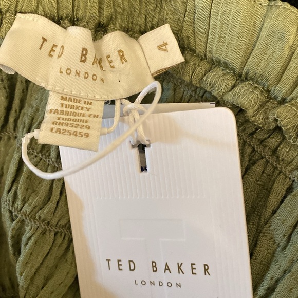 NWT Ted Baker London Alovia Smock Bodice Top Lace Up Back Size 4 Mid-Green - Picture 7 of 7